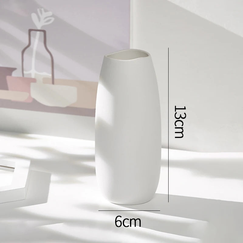 Modern White Ceramic Flower Vase – Nordic Decorative Plant Pot for Home or Wedding