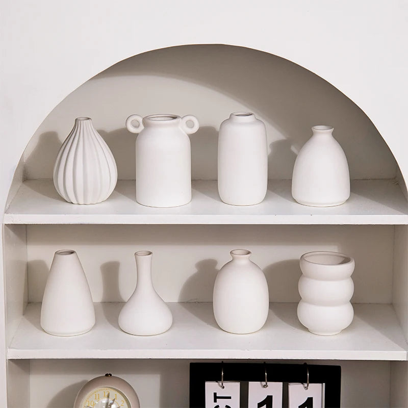 Modern White Ceramic Flower Vase – Nordic Decorative Plant Pot for Home or Wedding