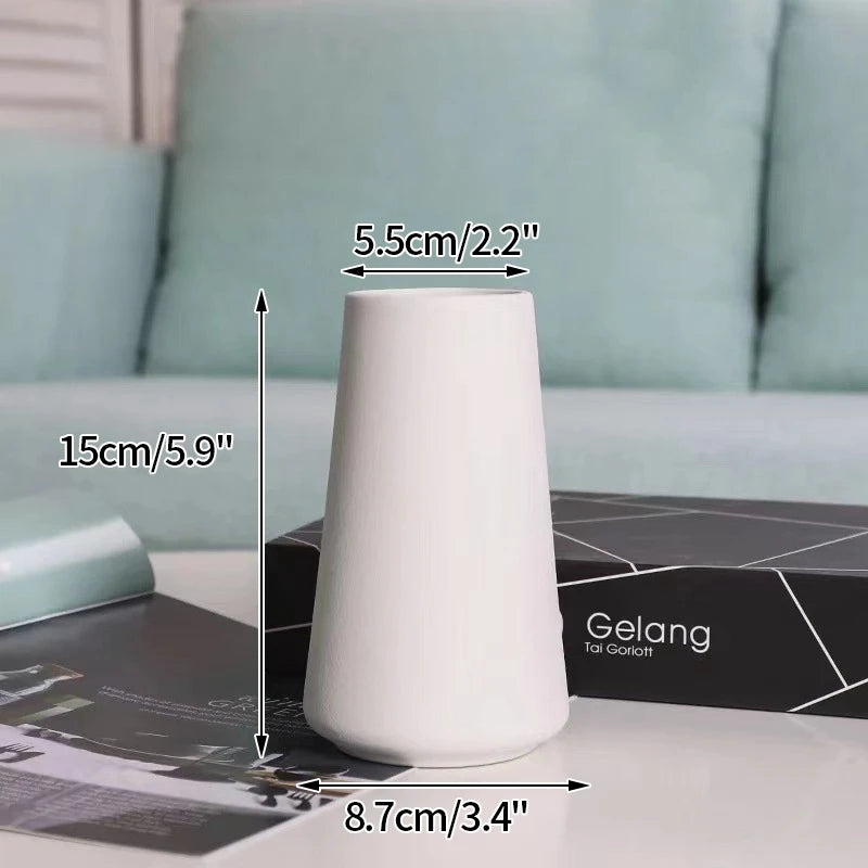 Modern White Ceramic Flower Vase – Nordic Decorative Plant Pot for Home or Wedding