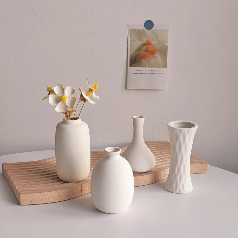 Modern White Ceramic Flower Vase – Nordic Decorative Plant Pot for Home or Wedding