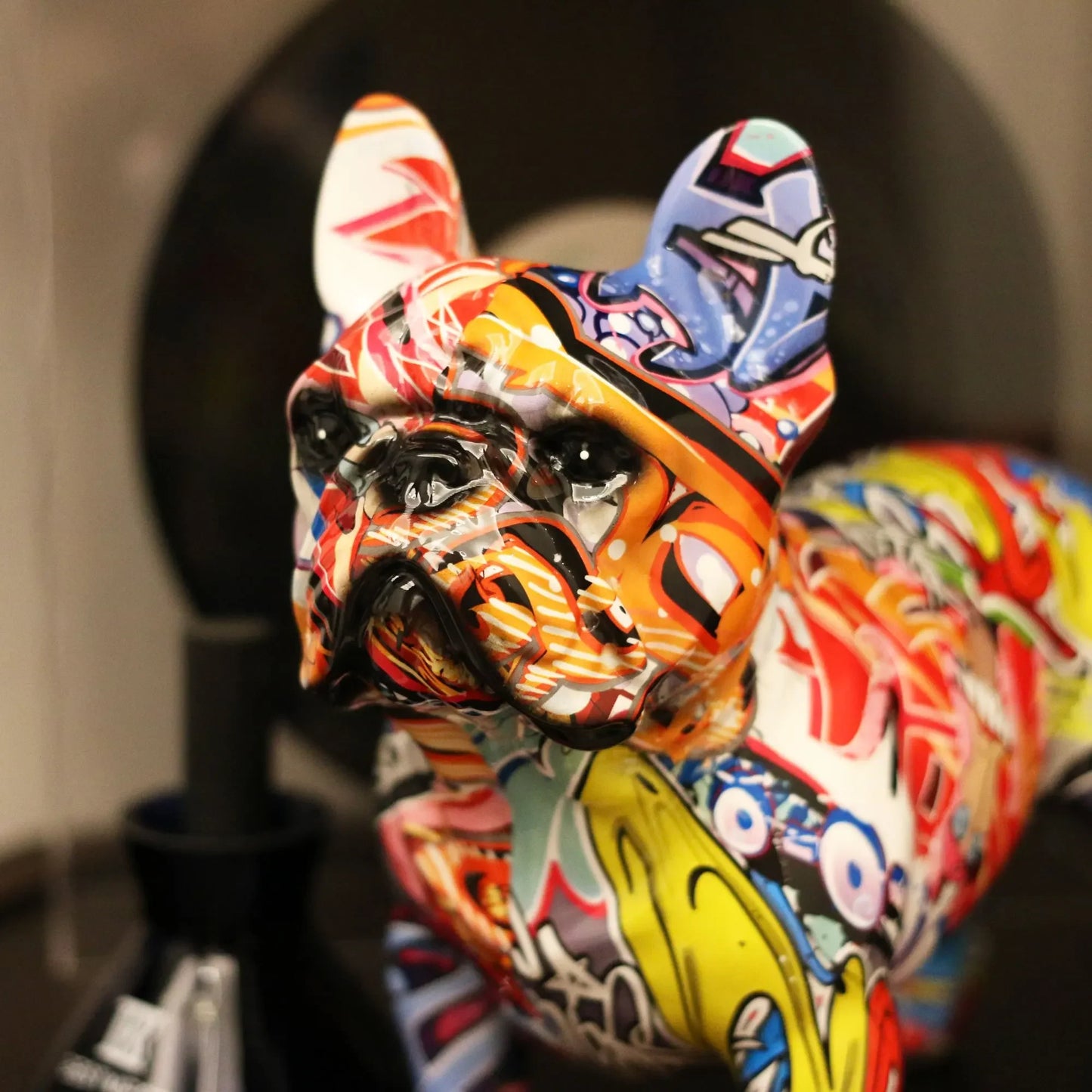 Colorful Graffiti French Bulldog Statue – Modern Resin Dog Figurine for Home or Office Decor