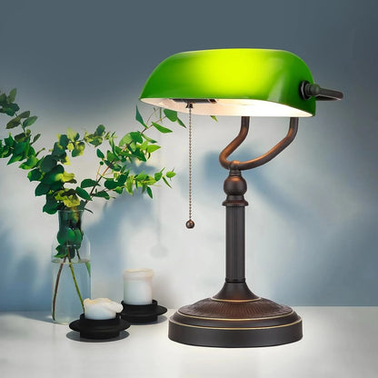 Antique Green Glass Banker's Desk Lamp – Pull Chain Plug-in Table Light for Bedroom or Office