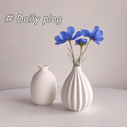 Modern White Ceramic Flower Vase – Nordic Decorative Plant Pot for Home or Wedding