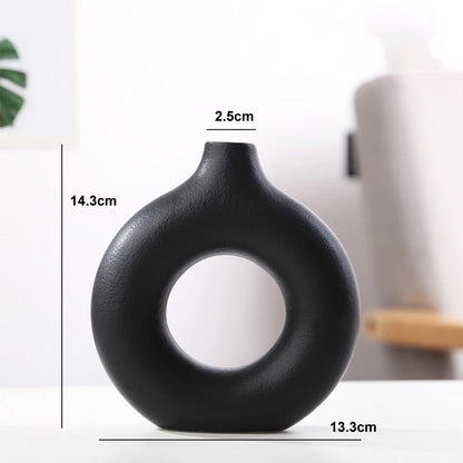 Nordic Hollow Ceramic Donut Vase – Modern Home & Office Decor