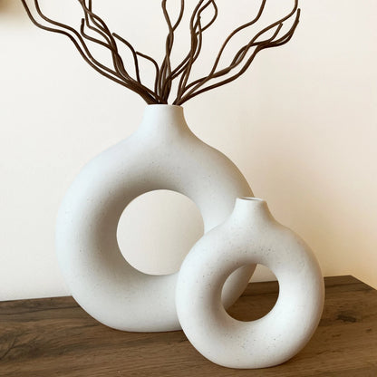 Nordic Hollow Ceramic Donut Vase – Modern Home & Office Decor