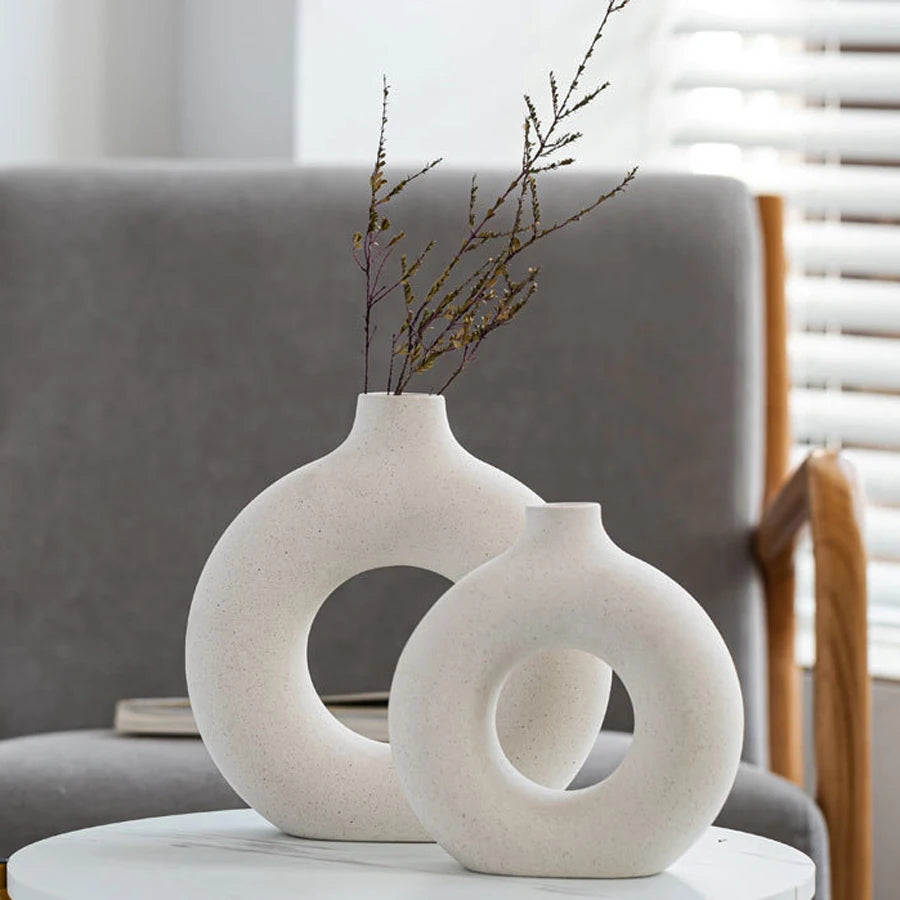 Nordic Hollow Ceramic Donut Vase – Modern Home & Office Decor